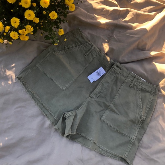 American Eagle Outfitters Pants - American Eagle Army Green Super Hi-Rise Shorts